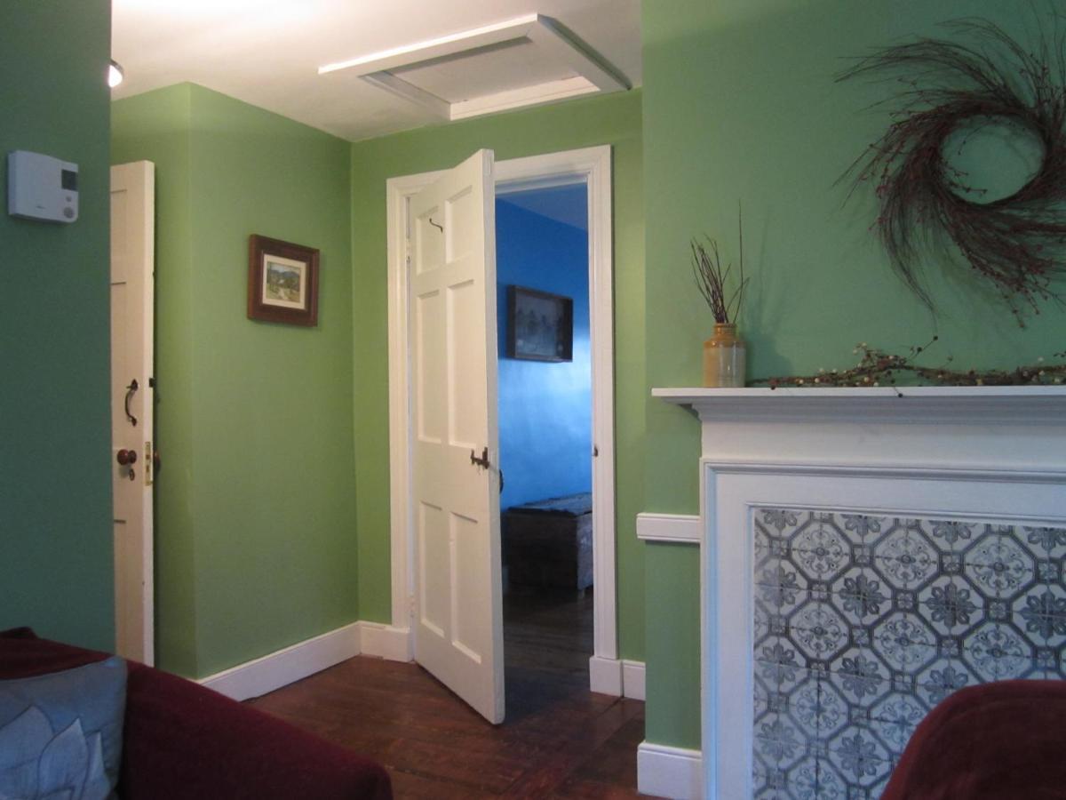 Grand Oak Manor Couette-café
