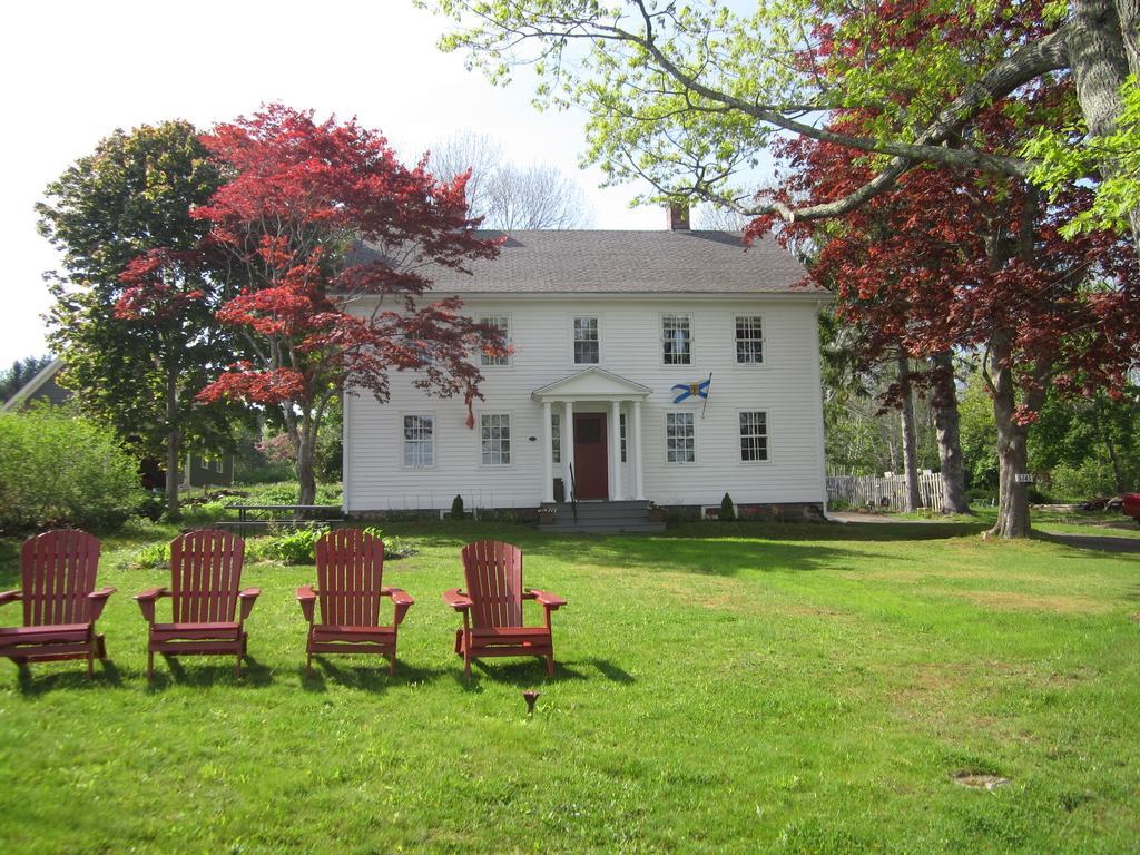 Grand Oak Manor 3*
